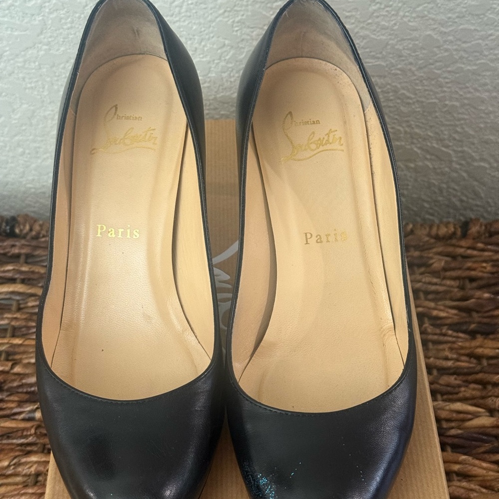 Christian Louboutin Classic simple pump Heels